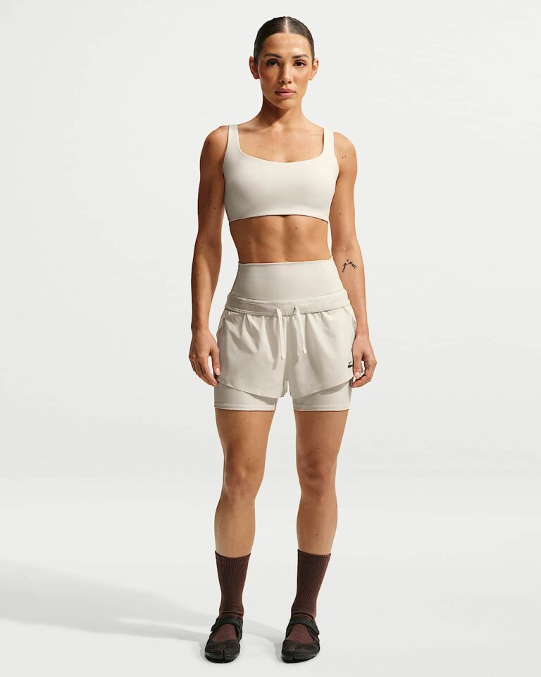 Топ NikeSKIMS Matte Scoop-Neck Bra «Actv Ivory» Женская