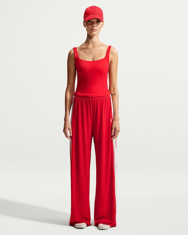Майка NikeSKIMS Matte Square-Neck Tank «University Red» Женская