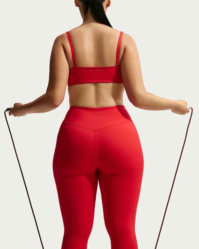 Леггинсы NikeSKIMS Matte High-Waisted 26″ Leggings «University Red» Женская