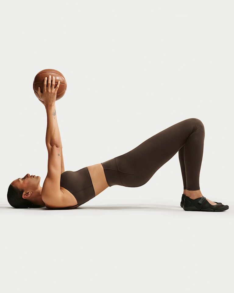 Леггинсы NikeSKIMS Matte High-Waisted 29″ Leggings «Dark Sepia» Женская