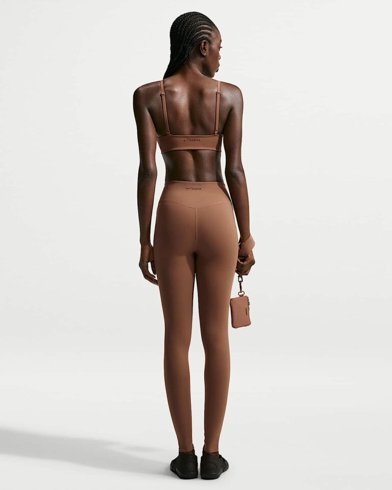 Леггинсы NikeSKIMS Matte High-Waisted 29″ Leggings «Carob Brown» Женская