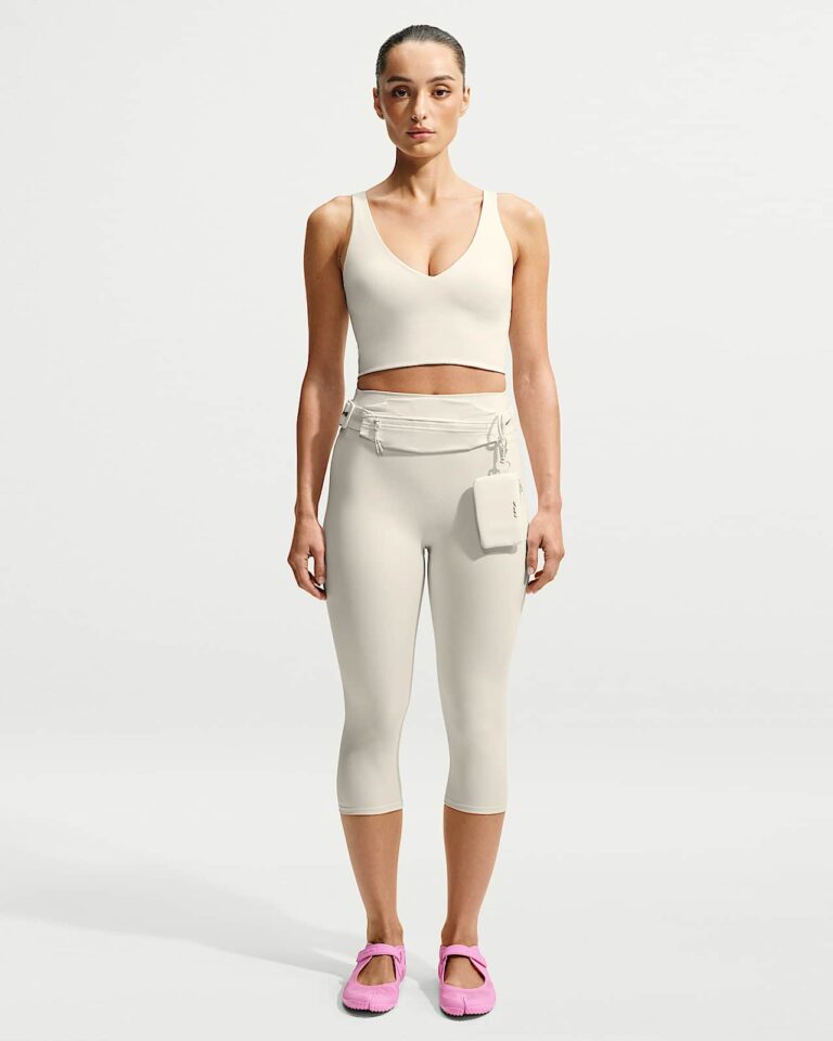 Топ NikeSKIMS Matte V-Neck Long-Line Bra «Actv Ivory» Женская