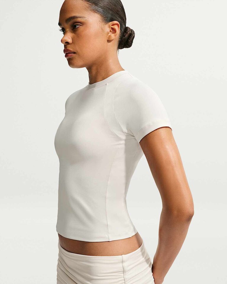 Футболка NikeSKIMS Airy Baby T-Shirt «Actv Ivory» Женская