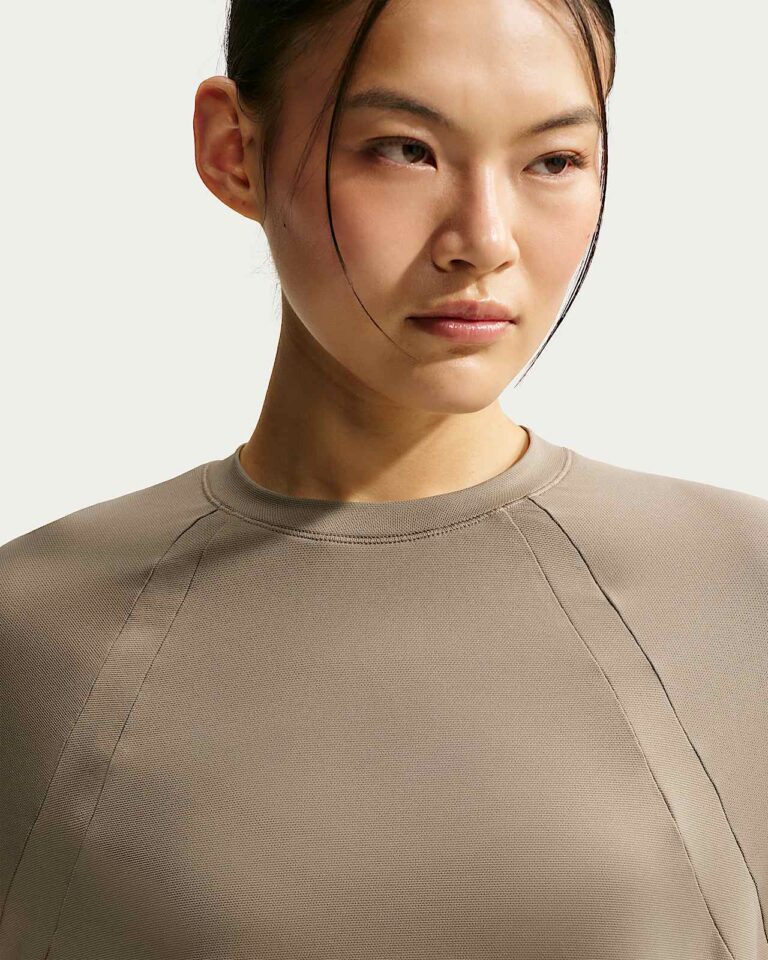 Футболка NikeSKIMS Airy Oversized T-Shirt «Driftwood» Женская