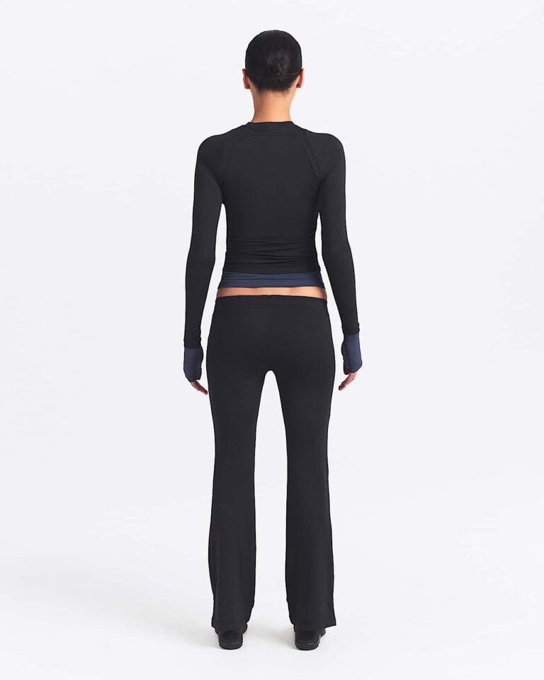 Брюки NikeSKIMS Airy Low-Rise Mini Flare Pant «Obsidian» Женская