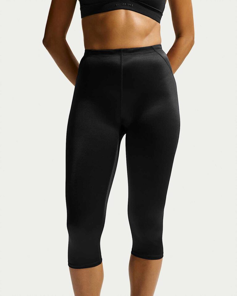 Леггинсы NikeSKIMS Satin Shine High-Waisted 17″ Leggings with Drawcord «Obsidian» Женская