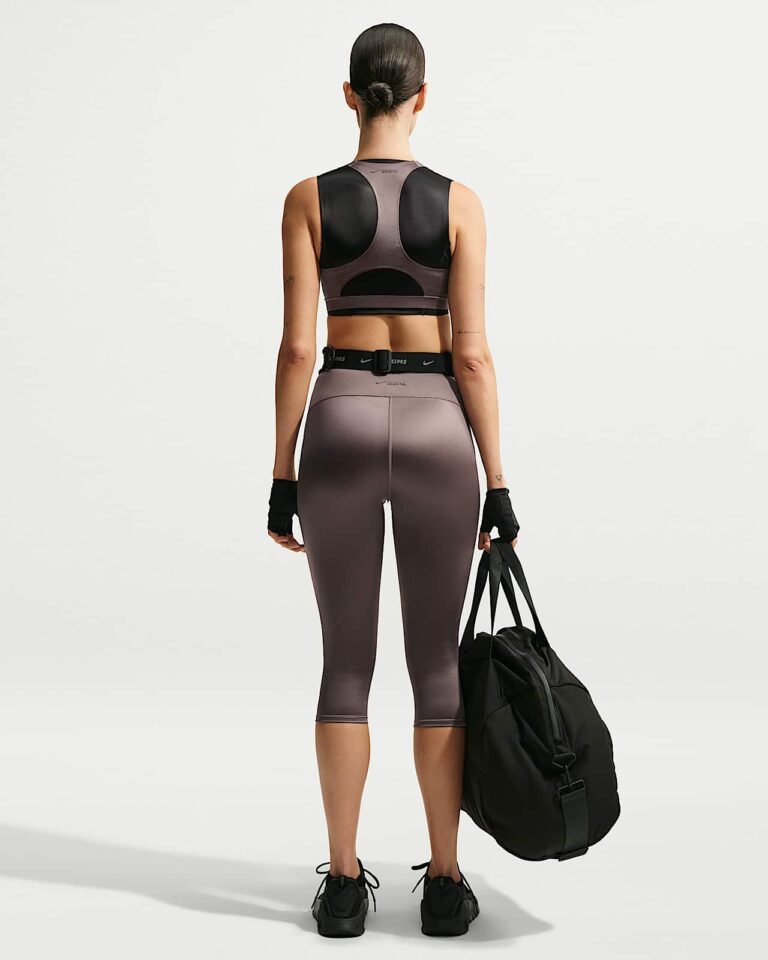 Леггинсы NikeSKIMS Satin Shine High-Waisted 17″ Leggings with Drawcord «Resin» Женская