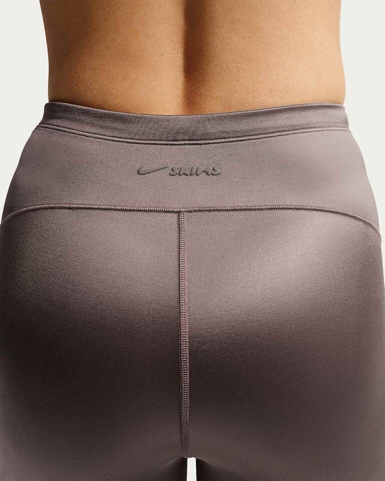 Леггинсы NikeSKIMS Satin Shine High-Waisted 17″ Leggings with Drawcord «Resin» Женская