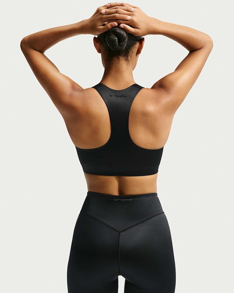 Топ NikeSKIMS Satin Shine Front-Zip Bra «Obsidian» Женская