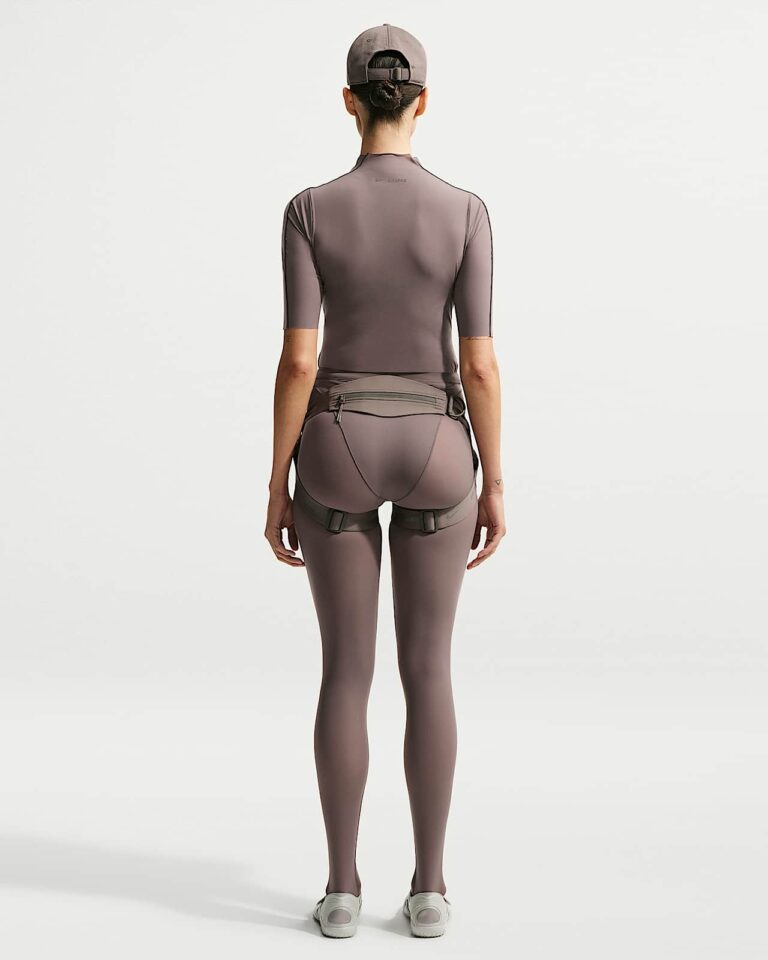Леггинсы NikeSKIMS Weightless High-Waisted V-Panel Leggings «Resin» Женская