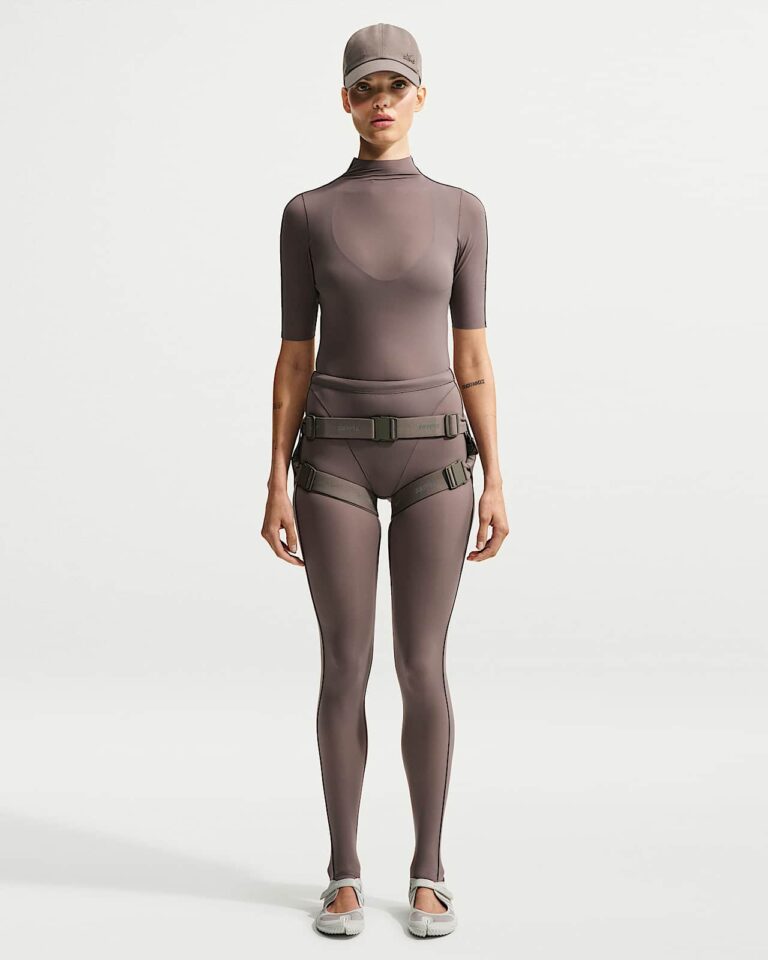 Леггинсы NikeSKIMS Weightless High-Waisted V-Panel Leggings «Resin» Женская