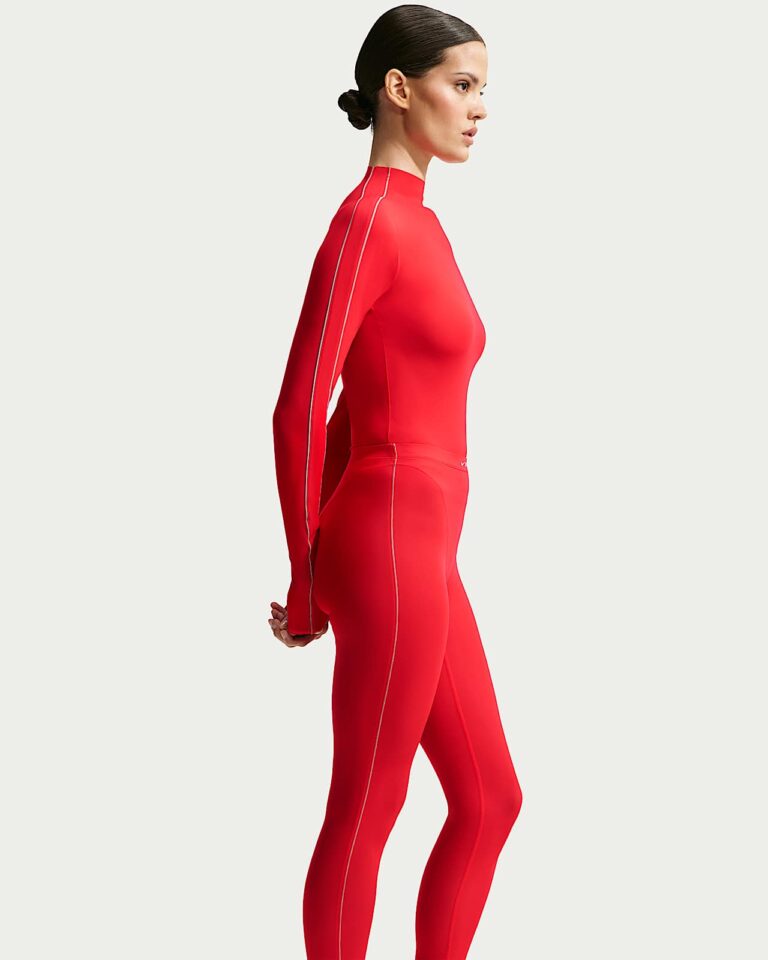 Леггинсы NikeSKIMS Weightless High-Waisted V-Panel Leggings «University Red» Женская