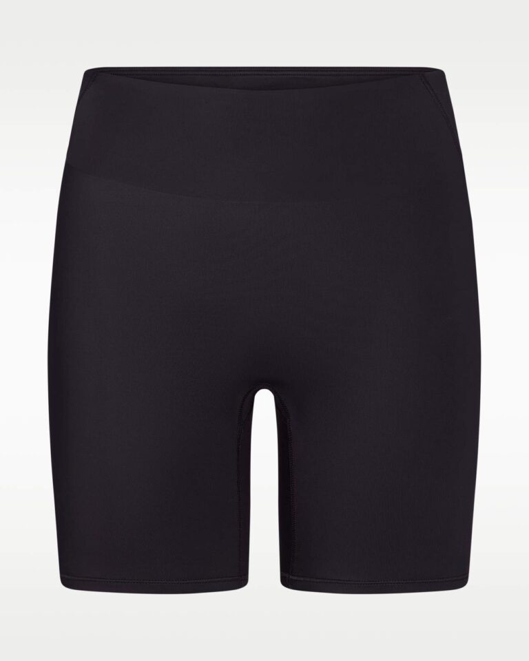 Велосипедки NikeSKIMS Satin Shine High-Waisted 5″ Biker Shorts «Obsidian» Женская