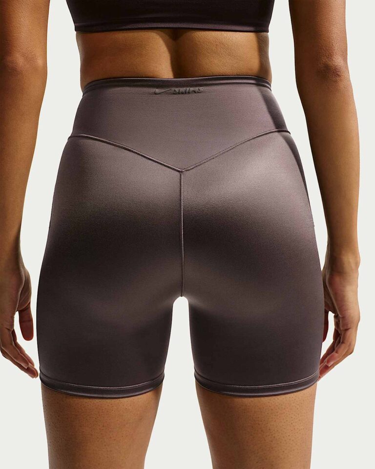 Велосипедки NikeSKIMS Satin Shine High-Waisted 5″ Biker Shorts «Resin» Женская