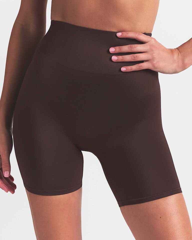 Велосипедки NikeSKIMS Satin Shine High-Waisted 5″ Biker Shorts «Phoenix» Женская