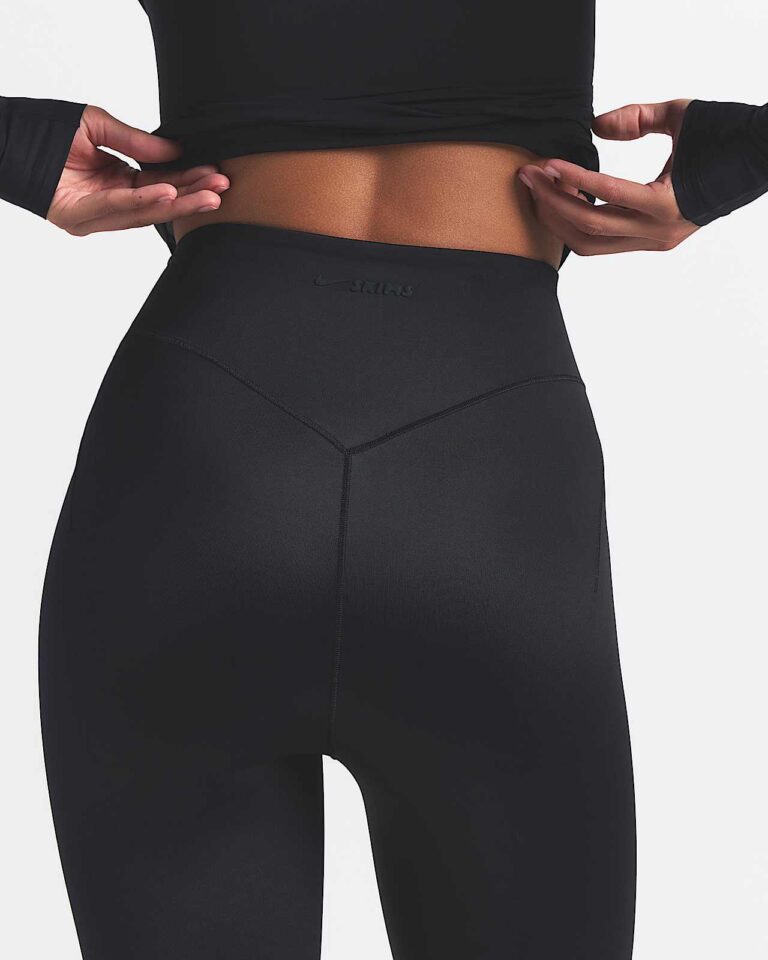 Леггинсы NikeSKIMS Satin Shine High-Waisted Bonded 26″ Leggings «Obsidian» Женская