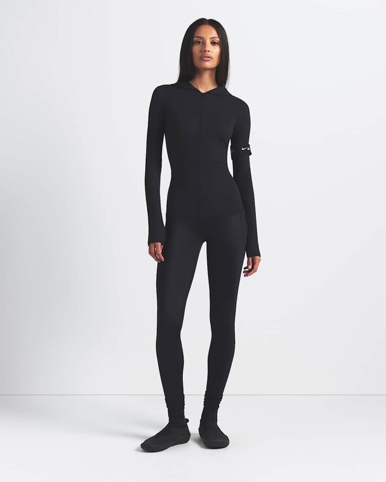 Леггинсы NikeSKIMS Satin Shine High-Waisted Bonded 26″ Leggings «Obsidian» Женская