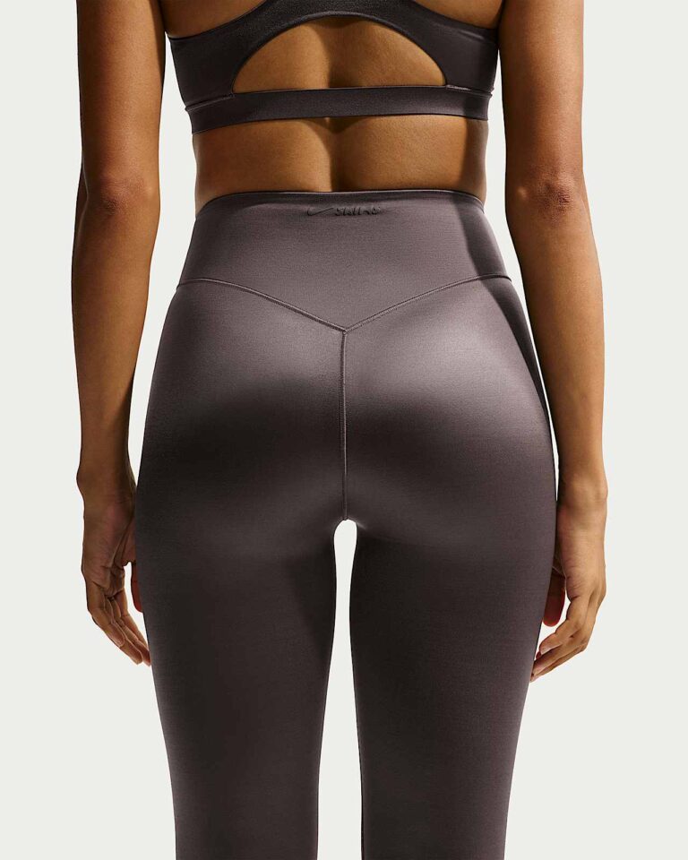 Леггинсы NikeSKIMS Satin Shine High-Waisted Bonded 26″ Leggings «Resin» Женская