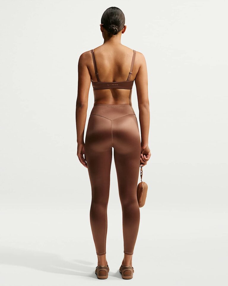 Леггинсы NikeSKIMS Satin Shine High-Waisted Bonded 26″ Leggings «Carob Brown» Женская