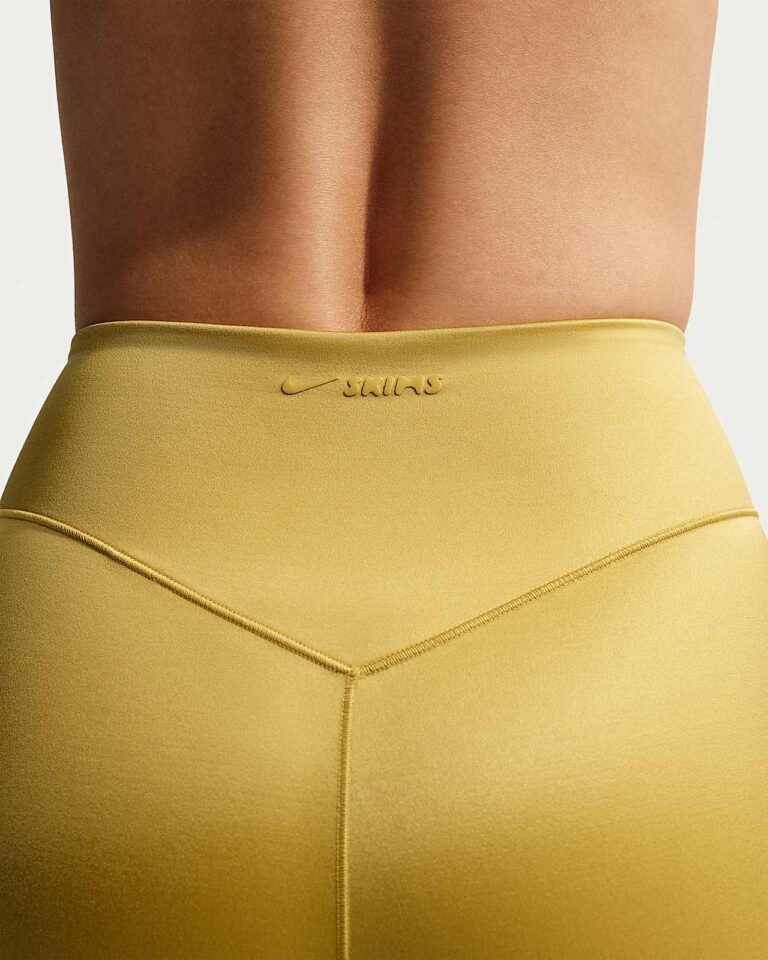 Леггинсы NikeSKIMS Satin Shine High-Waisted Bonded 26″ Leggings «Citrine» Женская