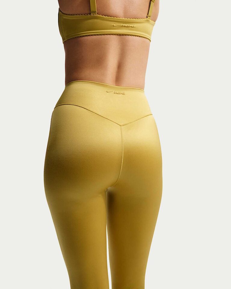 Леггинсы NikeSKIMS Satin Shine High-Waisted Bonded 26″ Leggings «Citrine» Женская