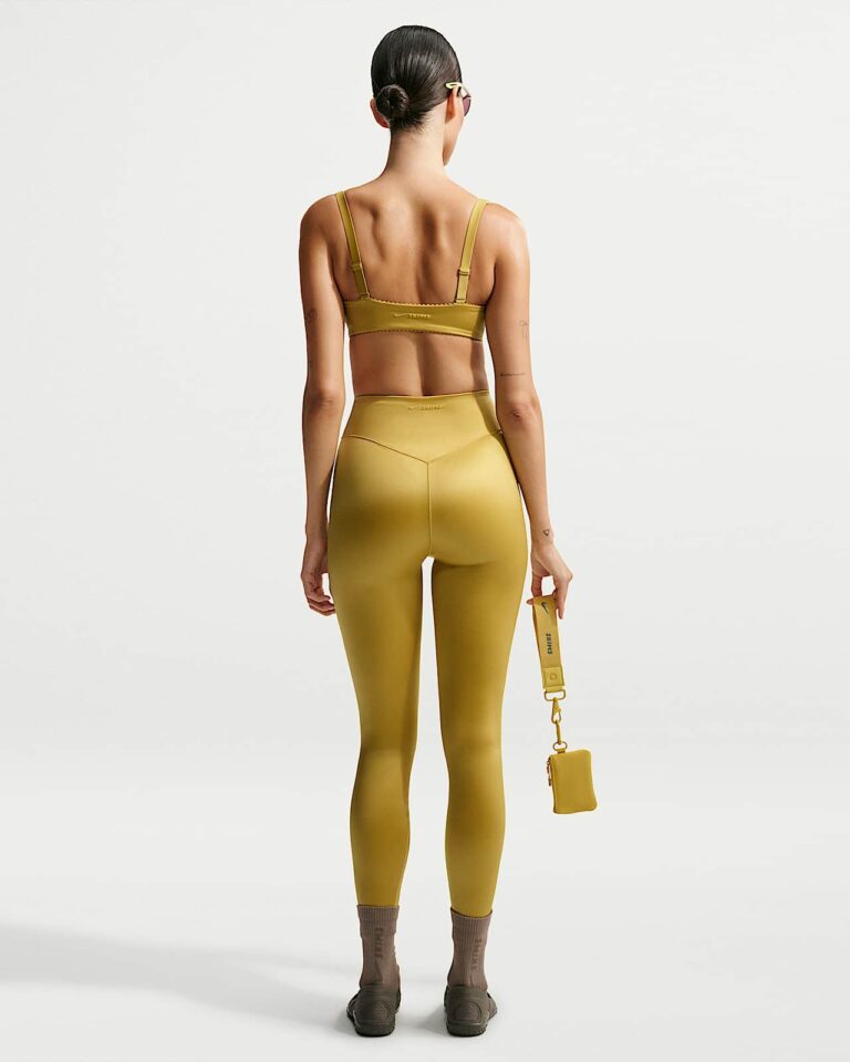 Леггинсы NikeSKIMS Satin Shine High-Waisted Bonded 26″ Leggings «Citrine» Женская