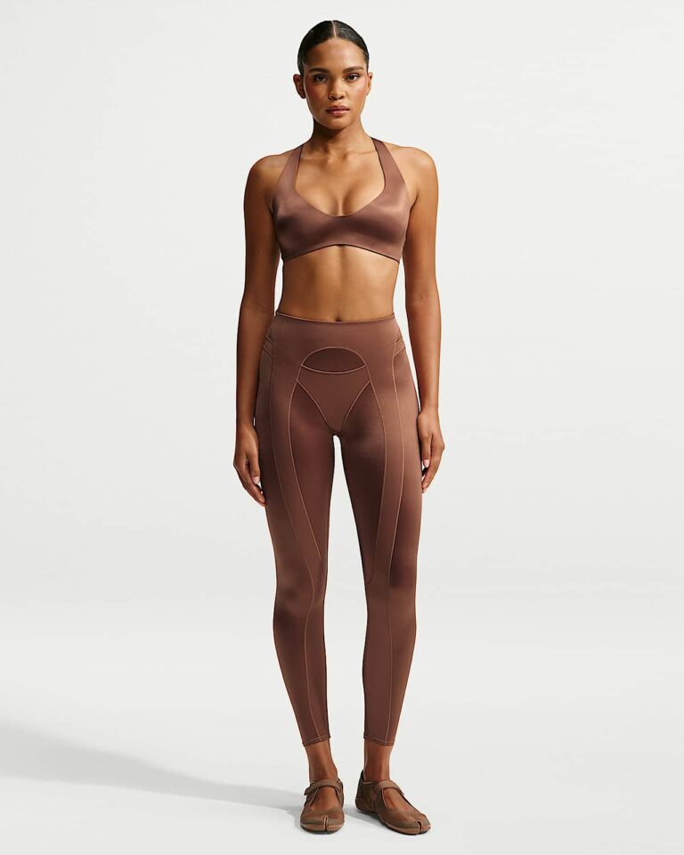 Топ NikeSKIMS Satin Shine Plunge Bra «Carob Brown» Женская