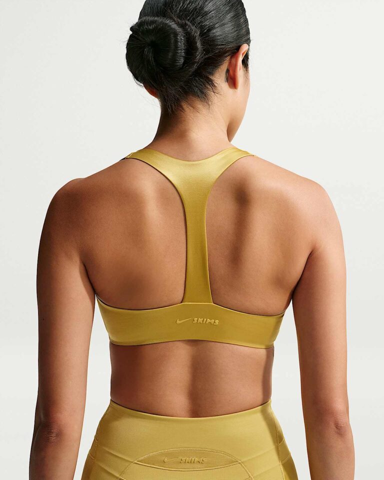 Топ NikeSKIMS Satin Shine Plunge Bra «Citrine» Женская