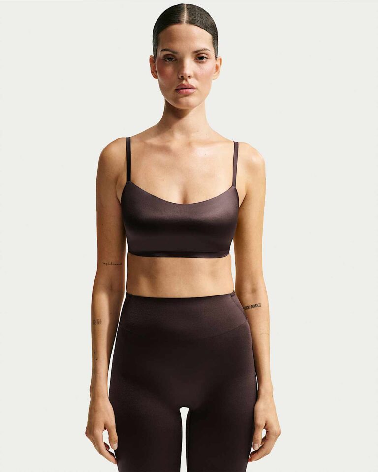 Топ NikeSKIMS Satin Shine Scoop Cami Bra «Phoenix» Женская