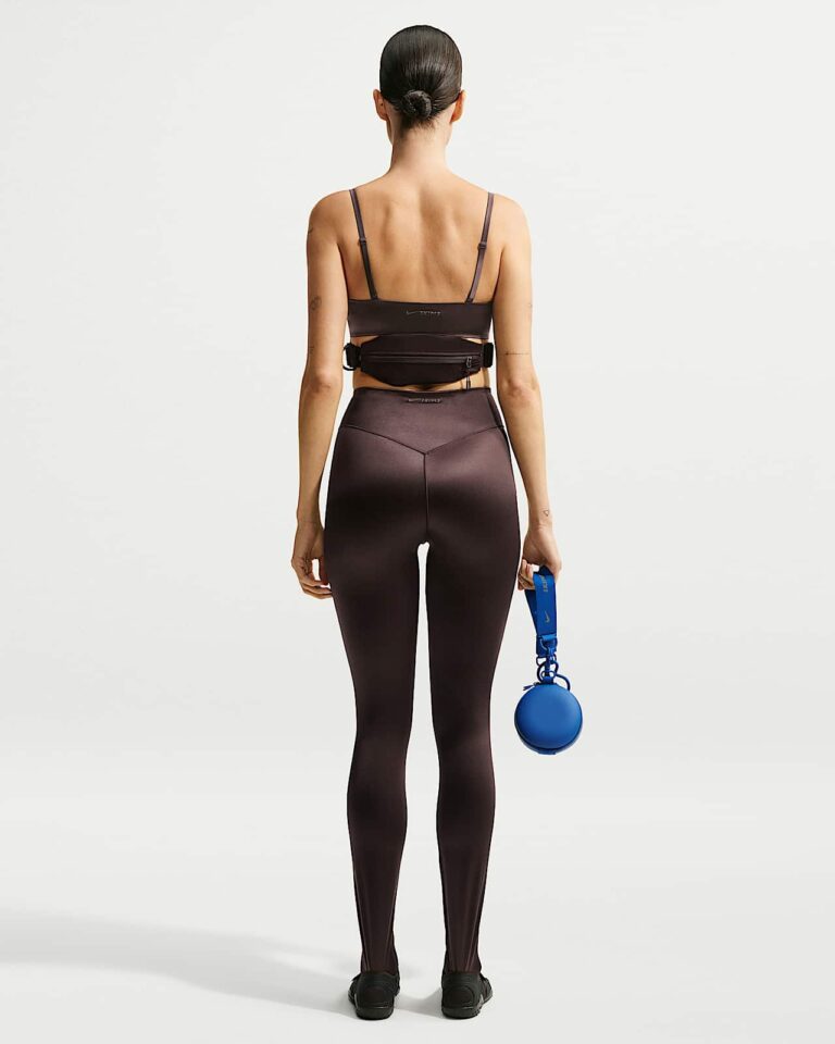 Топ NikeSKIMS Satin Shine Scoop Cami Bra «Phoenix» Женская