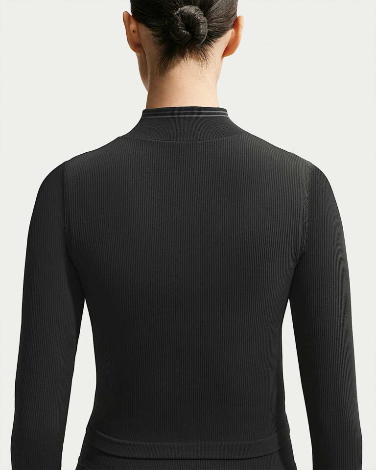 Куртка NikeSKIMS Ribbed Seamless Cropped Full-Zip Jacket «Obsidian/Armor» Женская