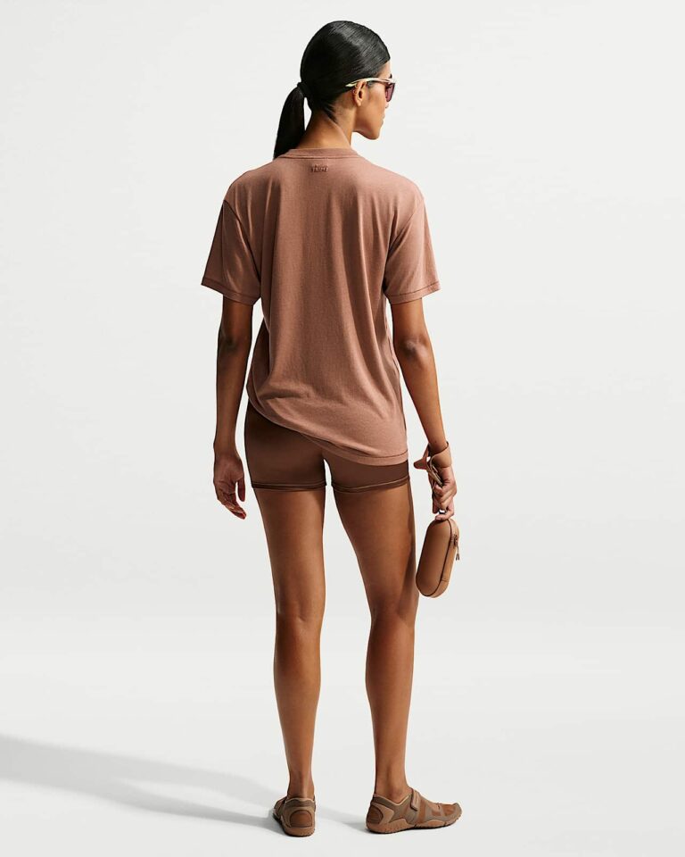 Шорты NikeSKIMS Satin Shine Mid-Rise 2″ Boyshorts with Drawcord «Carob Brown» Женская