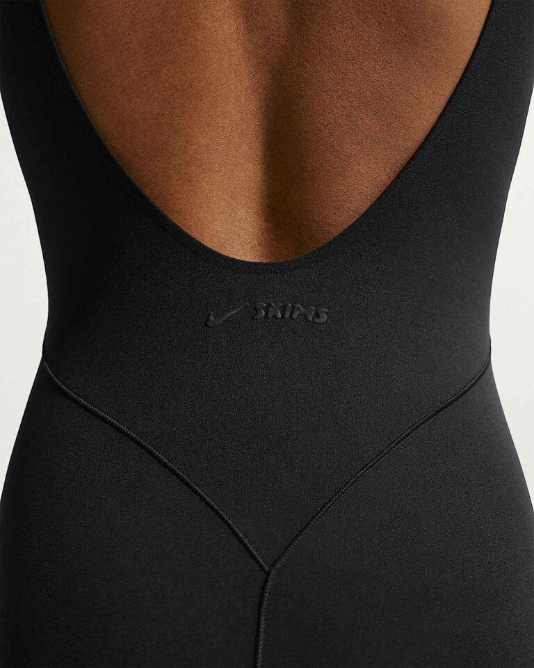 Боди NikeSKIMS Studio Stretch 29″ Bodysuit «Obsidian» Женская