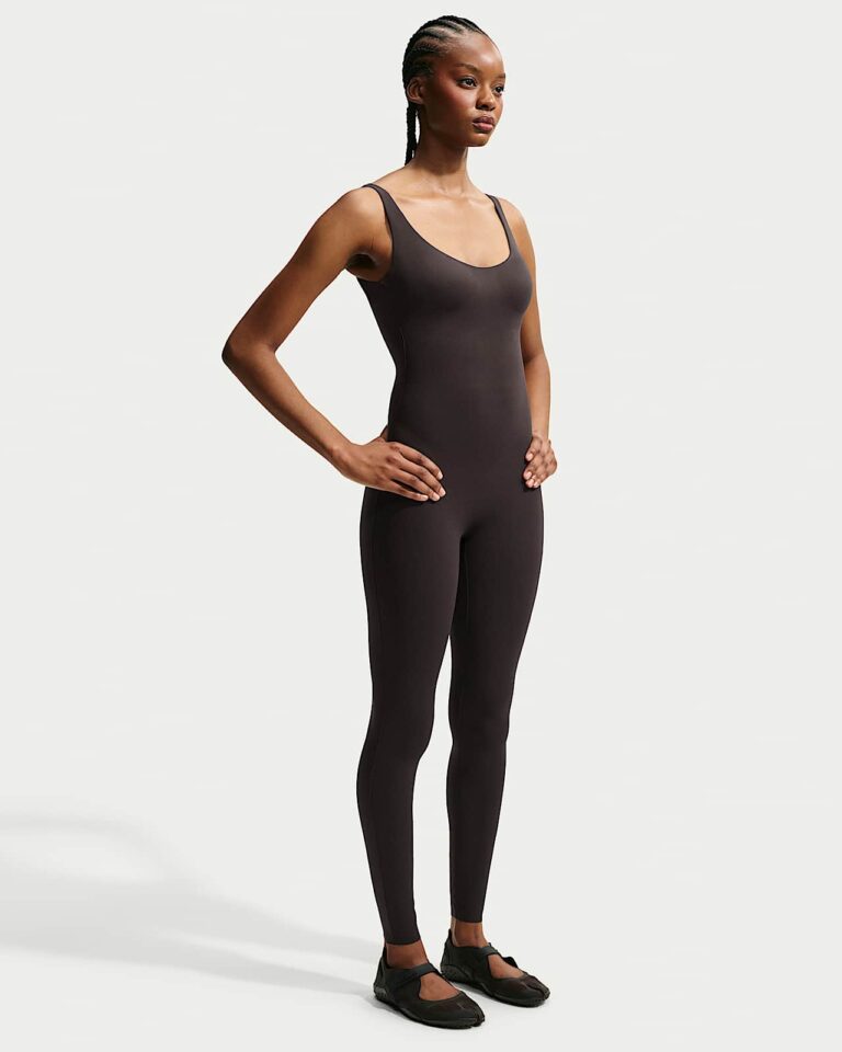 Боди NikeSKIMS Studio Stretch 29″ Bodysuit «Dark Roast» Женская
