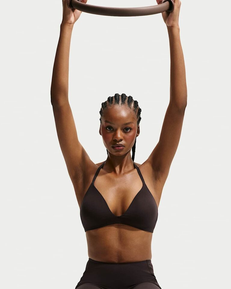 Топ NikeSKIMS Studio Stretch Triangle Sports Bra «Dark Roast» Женская
