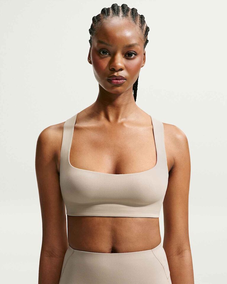 Топ NikeSKIMS Studio Stretch Square Neck Bra «Linen» Женская