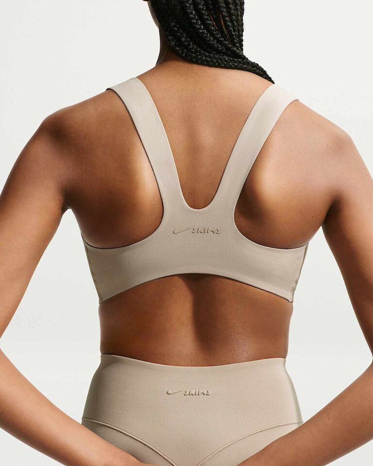 Топ NikeSKIMS Studio Stretch Square Neck Bra «Linen» Женская
