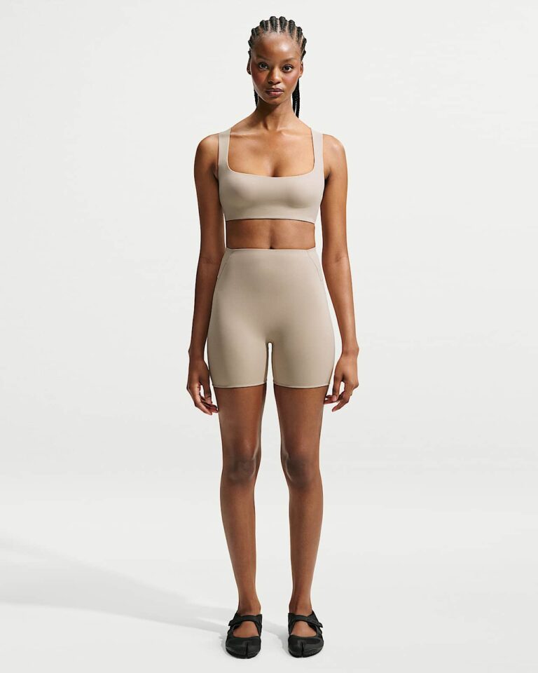 Топ NikeSKIMS Studio Stretch Square Neck Bra «Linen» Женская