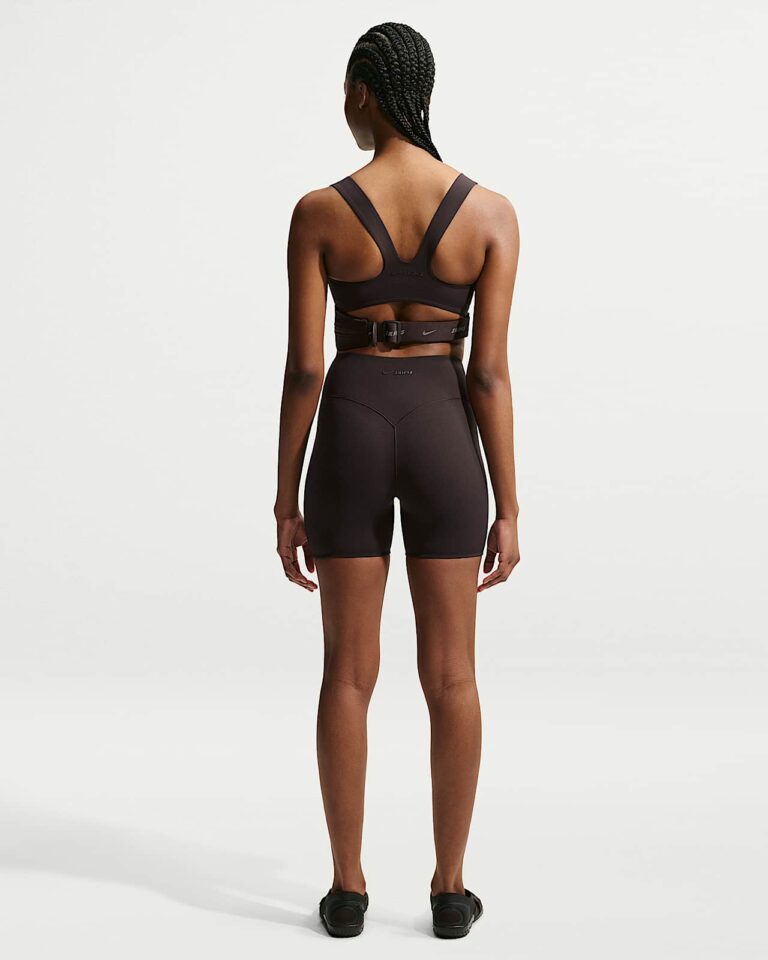 Шорты NikeSKIMS Studio Stretch 5″ Shorts «Dark Roast» Женская