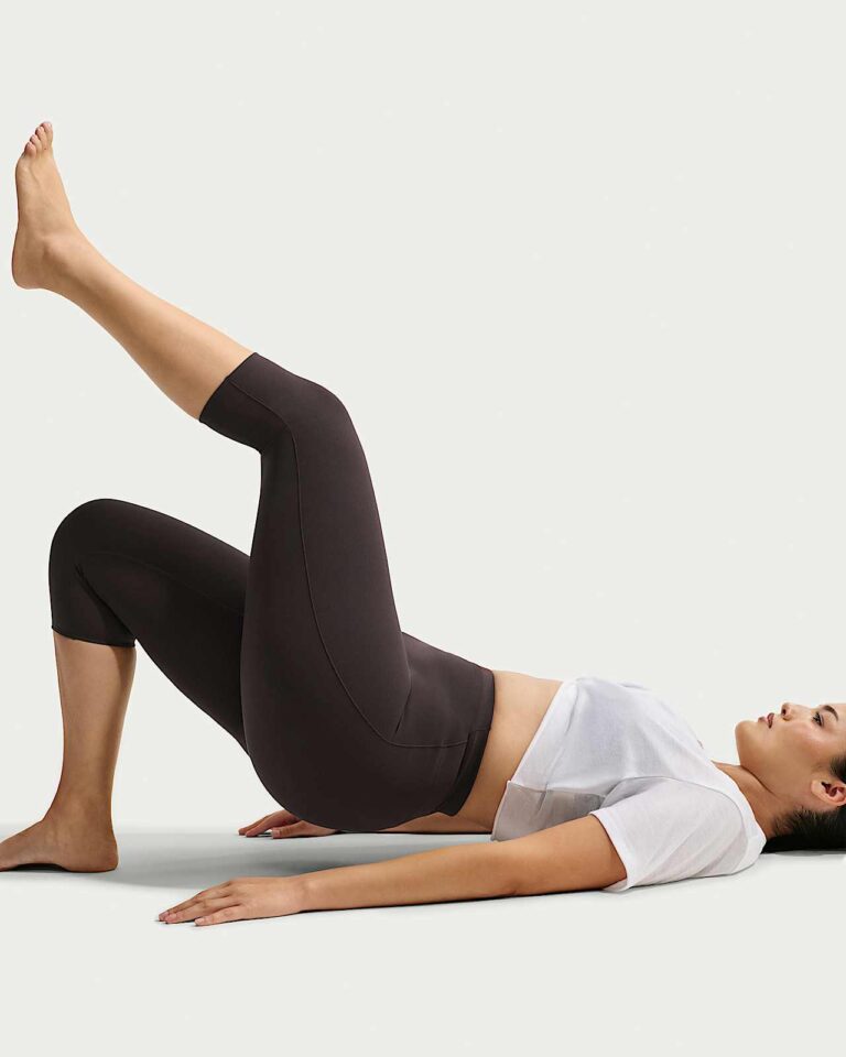 Леггинсы NikeSKIMS Studio Stretch 17″ Leggings «Dark Roast» Женская