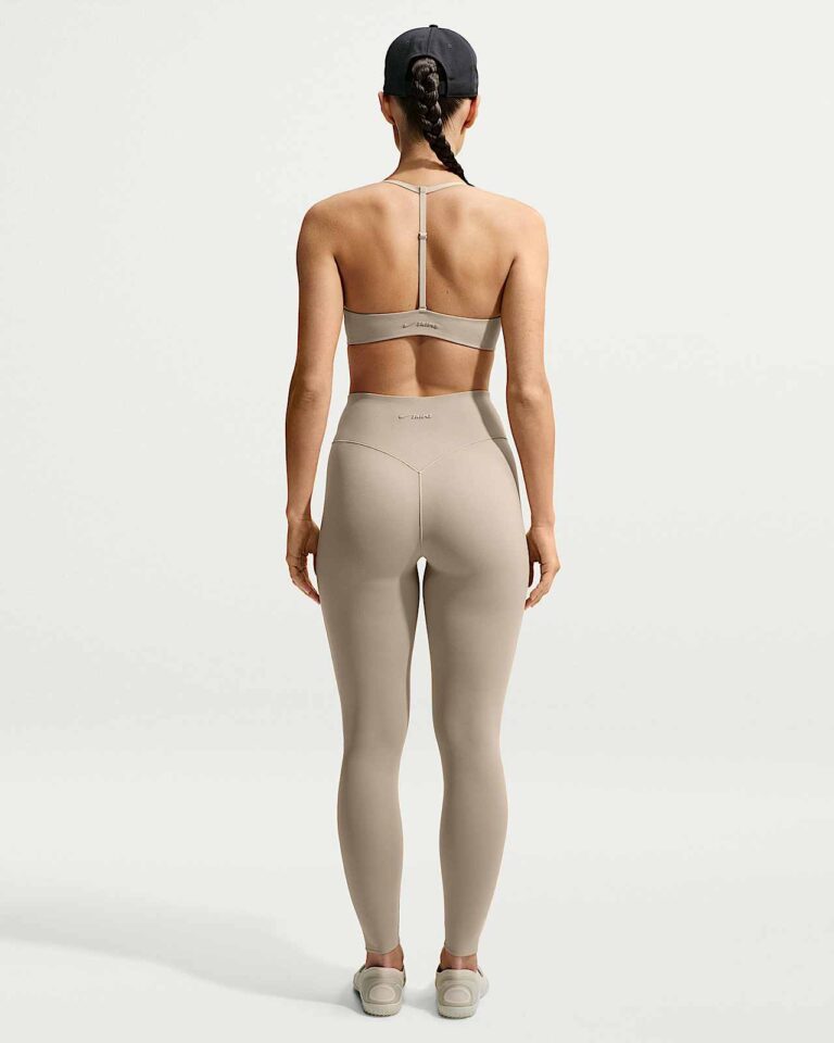 Леггинсы NikeSKIMS Studio Stretch 26″ Leggings «Linen» Женская