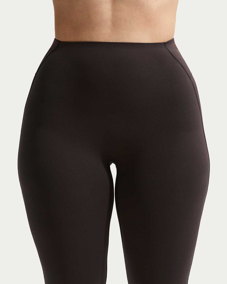 Леггинсы NikeSKIMS Studio Stretch 26″ Leggings «Dark Roast» Женская