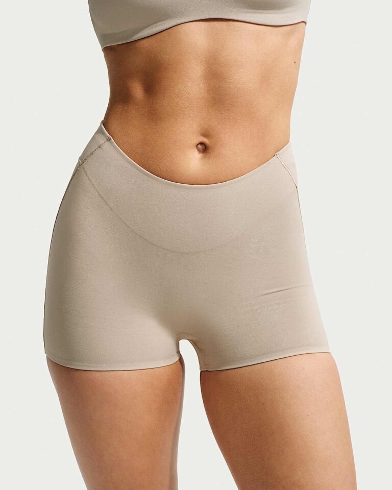 Шорты NikeSKIMS Studio Stretch 2″ Shorts «Linen» Женская