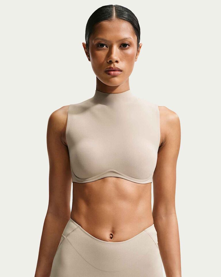 Топ NikeSKIMS Studio Stretch Light-Support Mock Neck Sports Bra «Linen» Женская