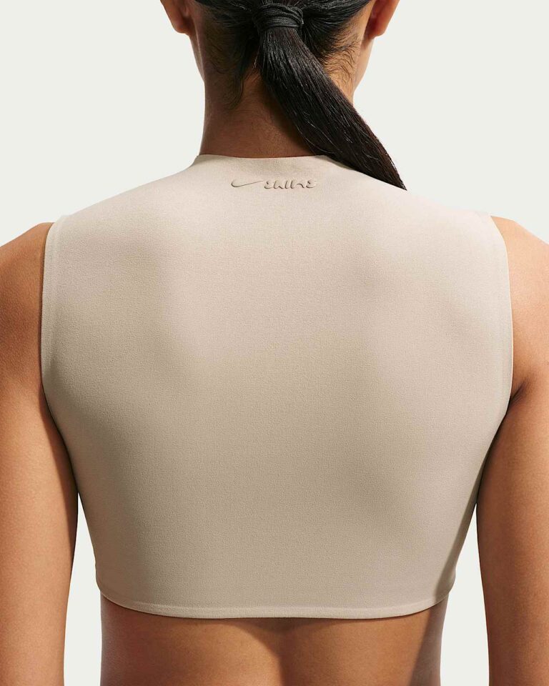 Топ NikeSKIMS Studio Stretch Light-Support Mock Neck Sports Bra «Linen» Женская