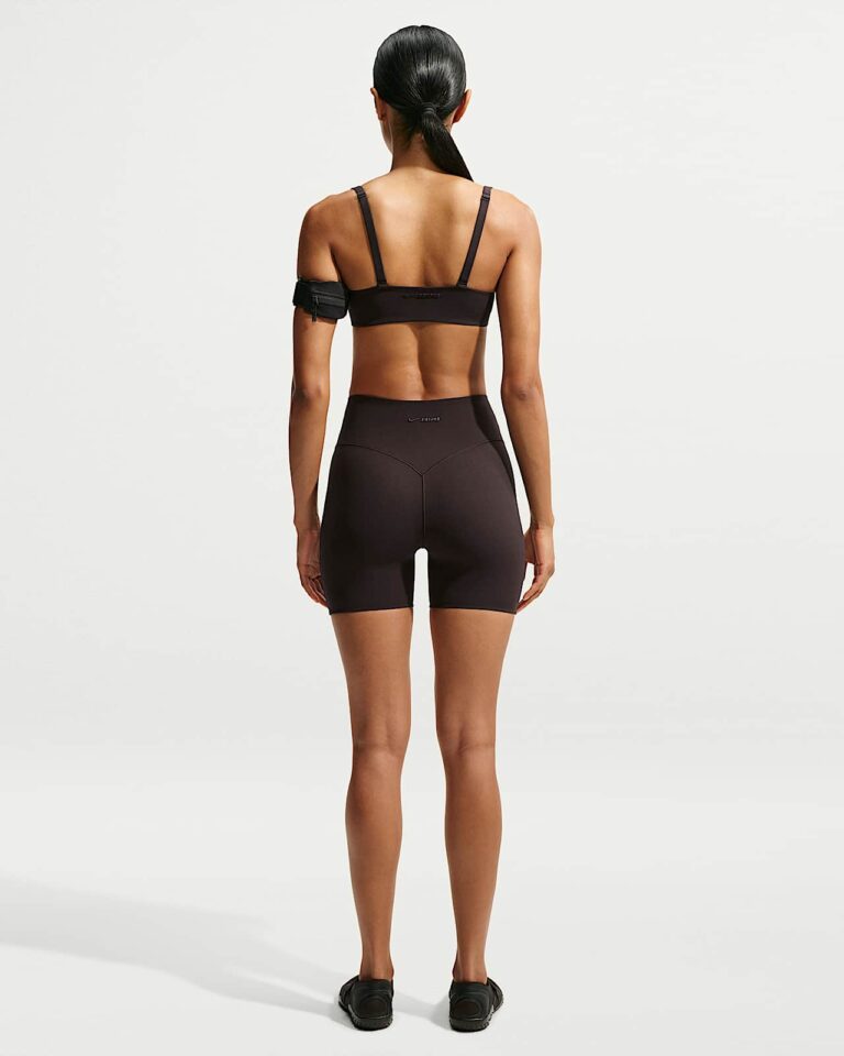 Топ NikeSKIMS Studio Stretch Micro Sports Bra «Dark Roast» Женская