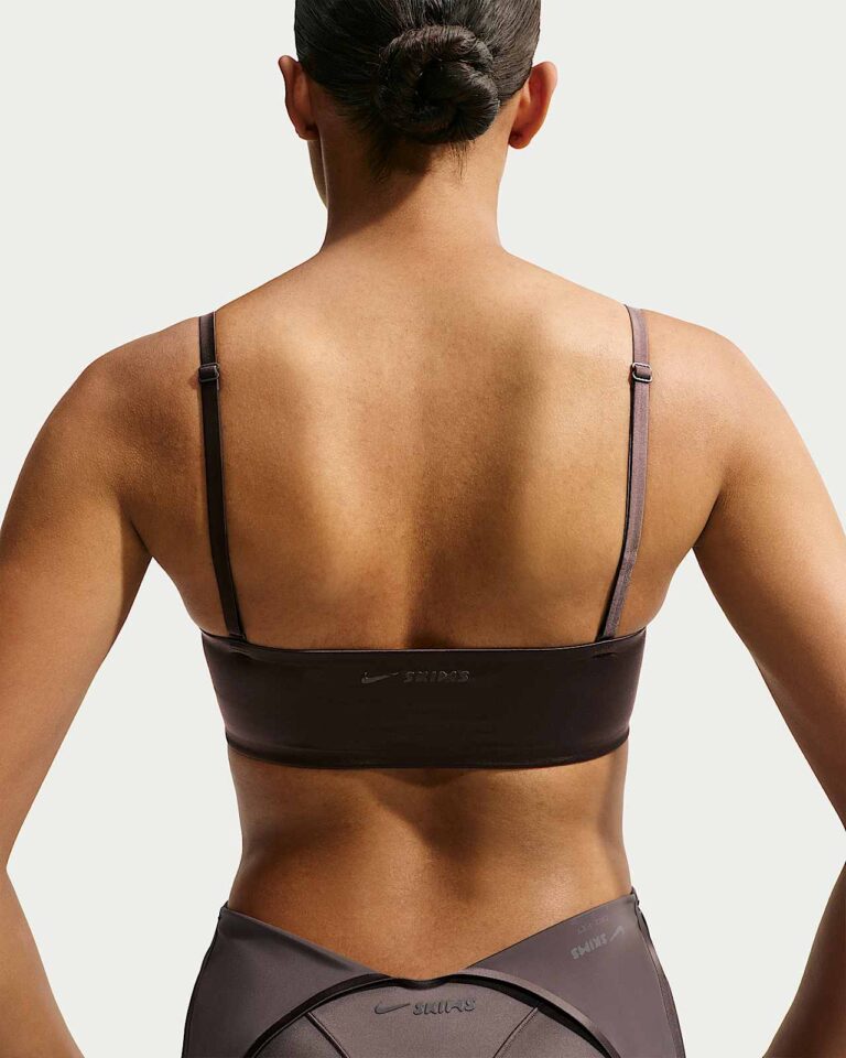 Топ NikeSKIMS Satin Shine Convertible Bandeau Bra «Phoenix» Женская