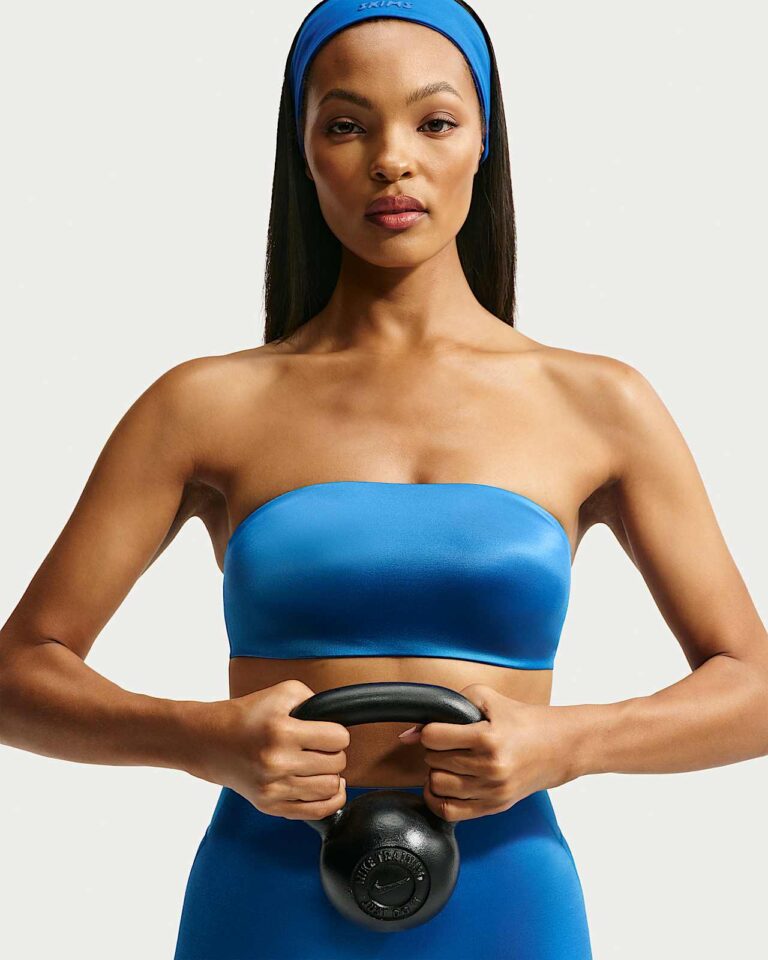 Топ NikeSKIMS Satin Shine Convertible Bandeau Bra «Cobalt» Женская