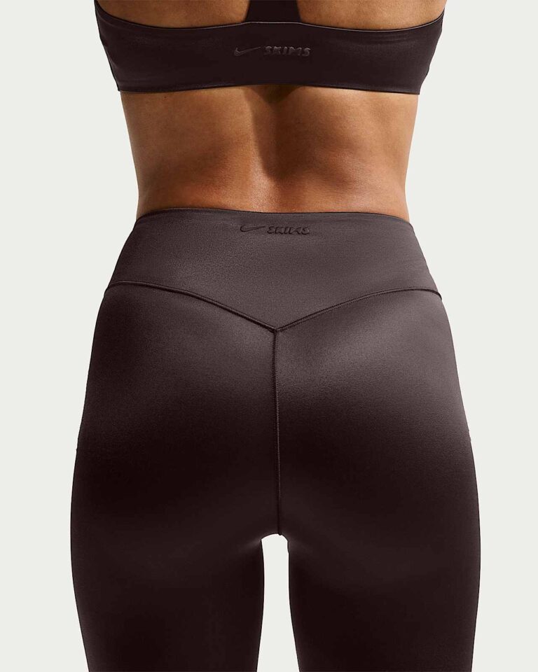 Леггинсы NikeSKIMS Satin Shine High-Waisted Bonded 29″ Leggings «Phoenix» Женская