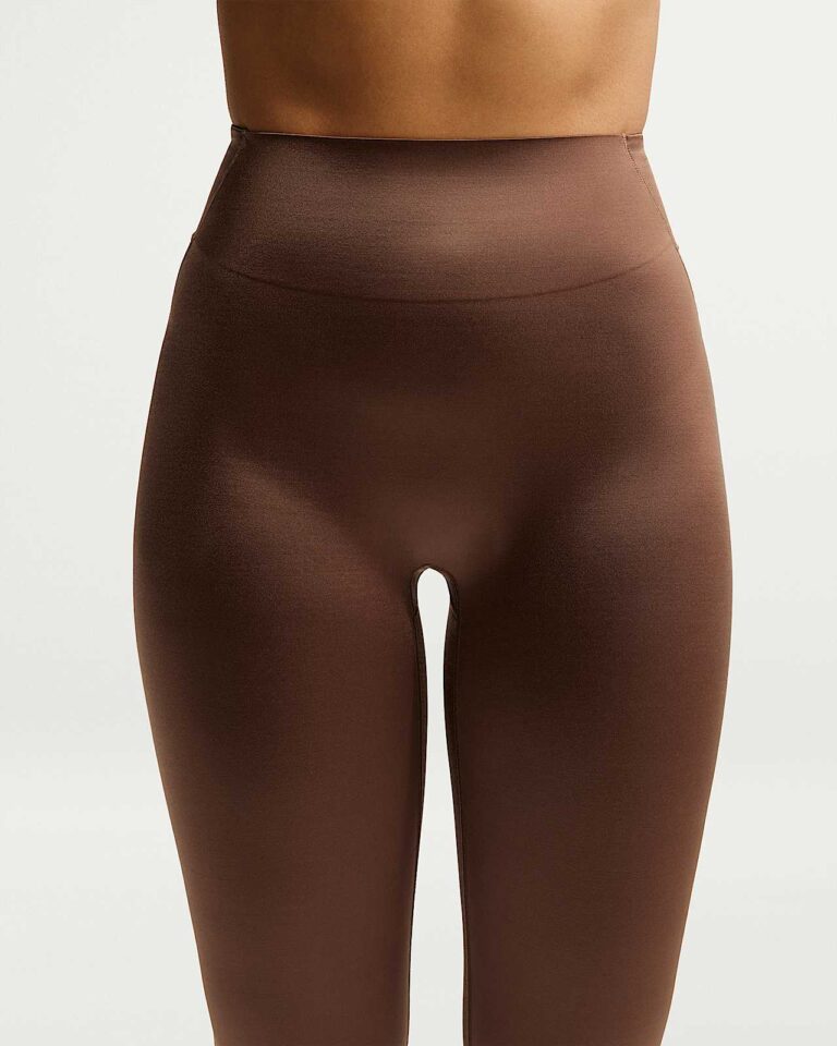 Леггинсы NikeSKIMS Satin Shine High-Waisted Bonded 29″ Leggings «Carob Brown» Женская